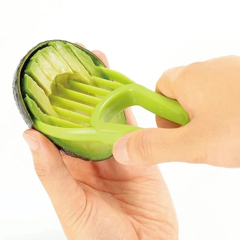 Avocado plastic slicing knife with protective cover, peeling and peeling pulp separator, kitchen tool