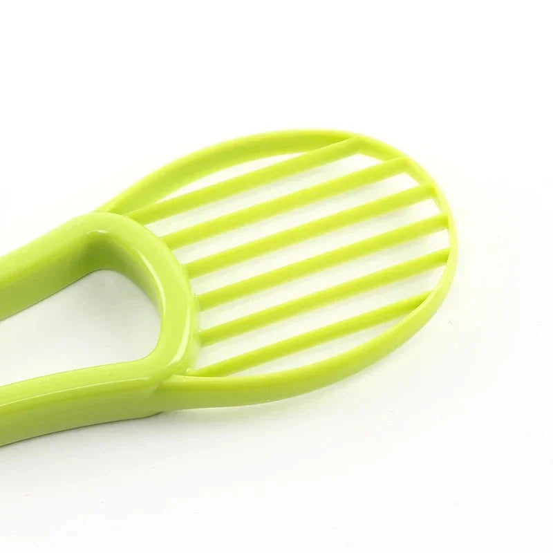 Avocado plastic slicing knife with protective cover, peeling and peeling pulp separator, kitchen tool